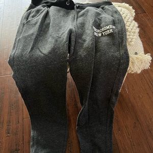 Abercrombie and Fitch woman’s joggers XS